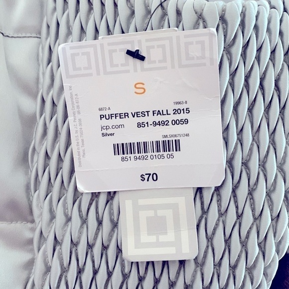 Liz Claiborne Vest, Size S, Silver Satin. - Picture 7 of 8